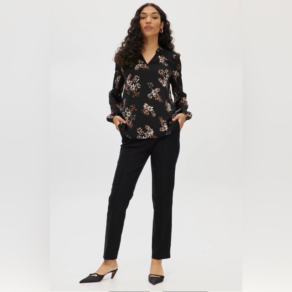 Hilary Radley Black and Tan Floral Top - Picture 5 of 9